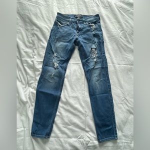 Hollister Super Skinny Ripped Jeans.  Men’s size 29 Waist 30 Length.  EUC